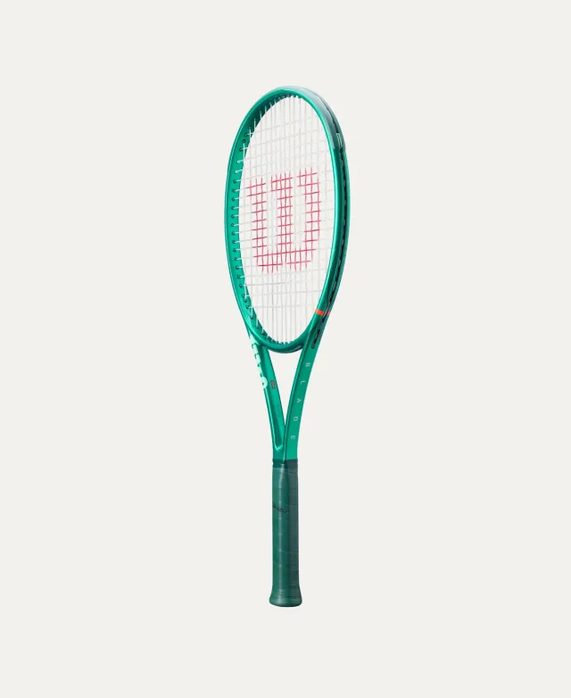 Blade 98 16x19 V10 Tennis Racket